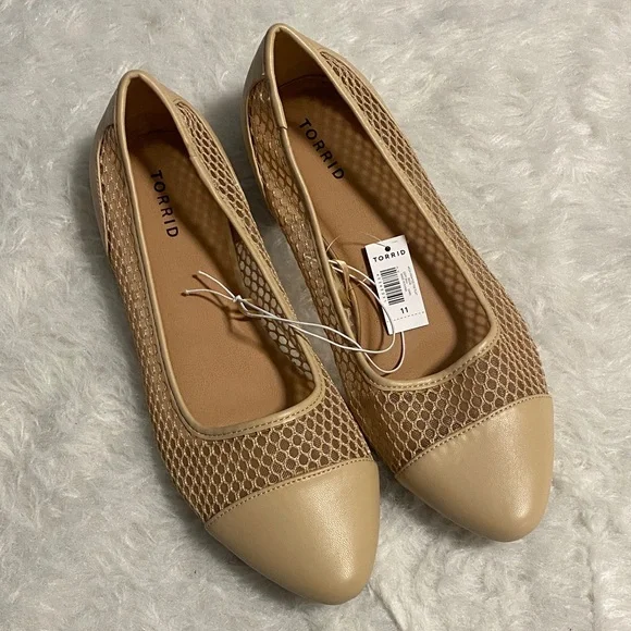 NWT Torrid Tan Mesh Loafers 11 wide - Picture 3 of 5